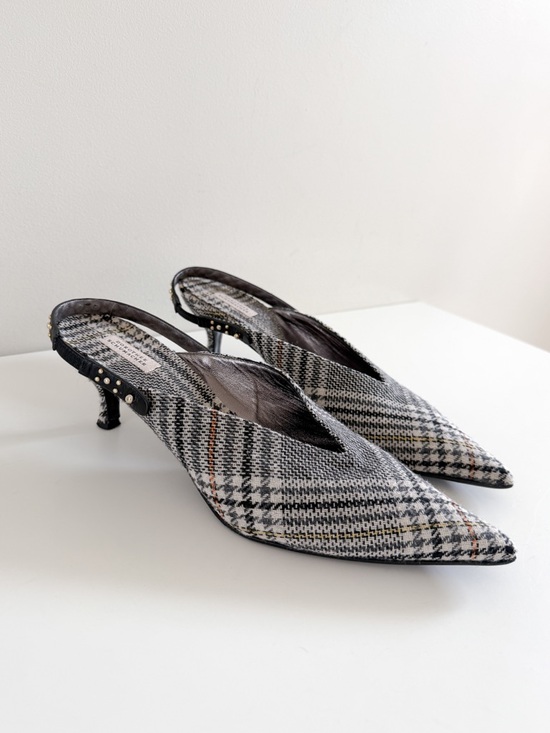 DOROTHEE SCHUMACHER Shoes - DOROTHEE SCHUMACHER • Check It Out Kitten Heel Pump in Grey